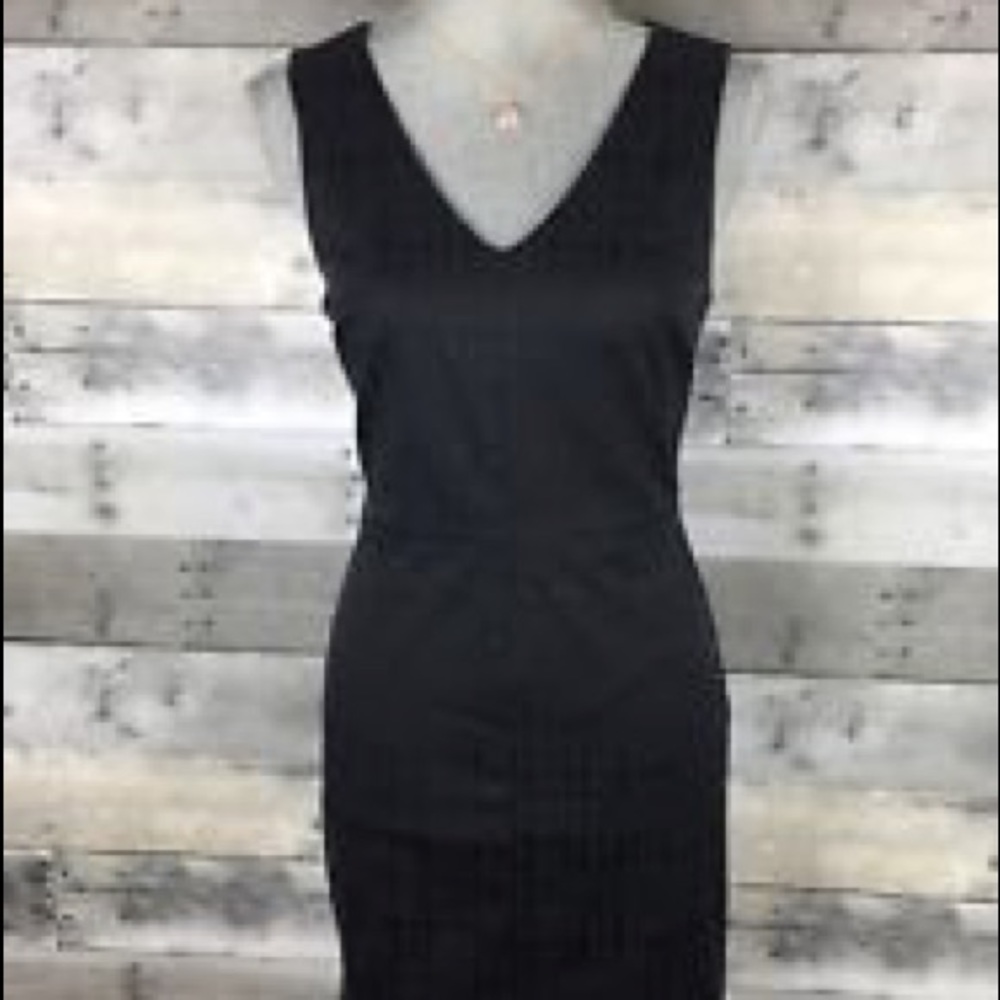 Banana Republic Black Dress. - Picture 1 of 4